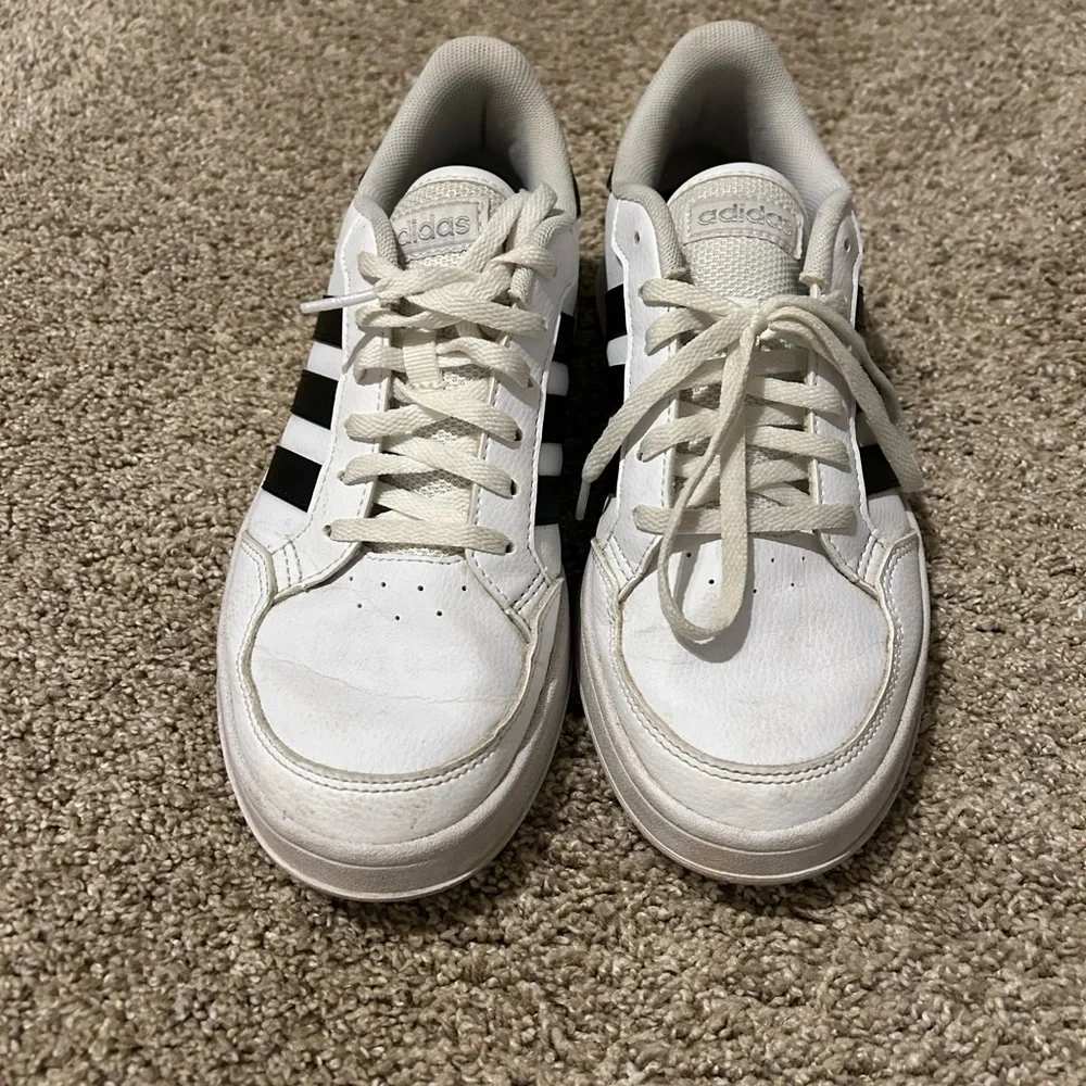 Adidas White and Black Sneakers - Picture 2 of 4